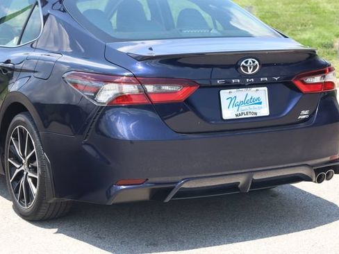 Used 2021 Toyota Camry SE w/ Cold Weather Package AWD/4WD image 8