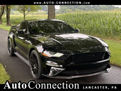 Used 2018 Ford Mustang GT RWD image 1