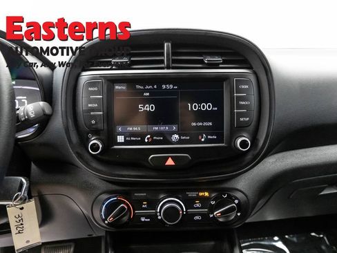 Used 2024 Kia Soul LX w/ Option Group 015 FWD image 12