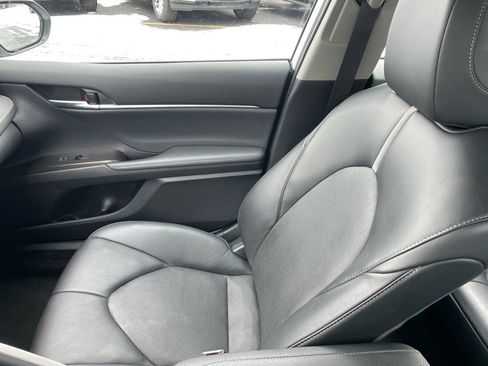 Used 2024 Toyota Camry XSE FWD image 20