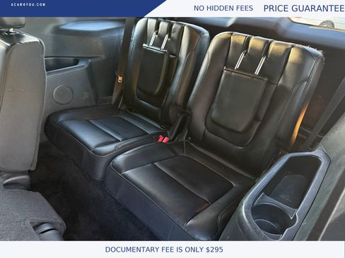 Used 2017 Ford Explorer XLT w/ Equipment Group 202A image 13
