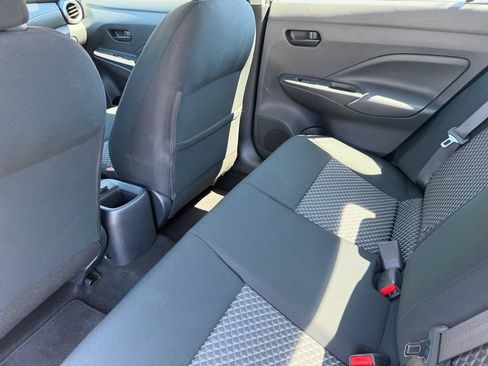 Used 2020 Nissan Versa S FWD image 14