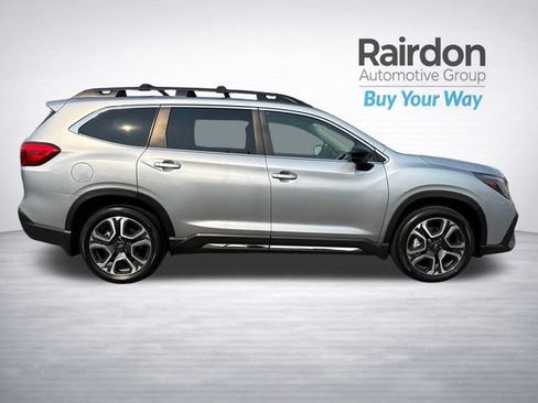 Used 2024 Subaru Ascent Limited w/ Technology Package AWD/4WD image 8