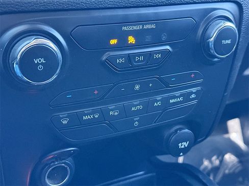 Used 2022 Ford Ranger XLT w/ Equipment Group 301A Mid image 15