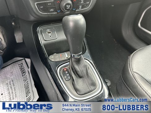 Used 2020 Jeep Compass Latitude image 17