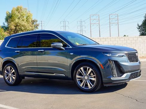Used 2020 Cadillac XT6 Premium Luxury FWD image 6