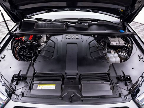 Used 2017 Audi Q7 3.0T Prestige w/ Prestige Package image 29