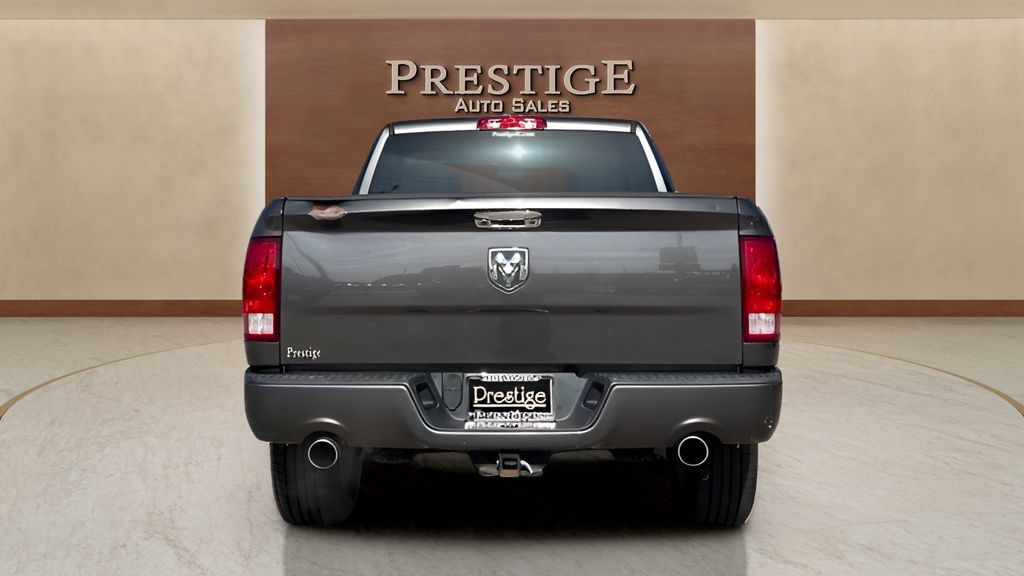 Used 2018 RAM 1500 Express RWD image 22