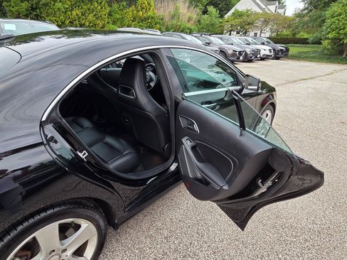 Used 2015 Mercedes-Benz CLA 250 4MATIC image 12