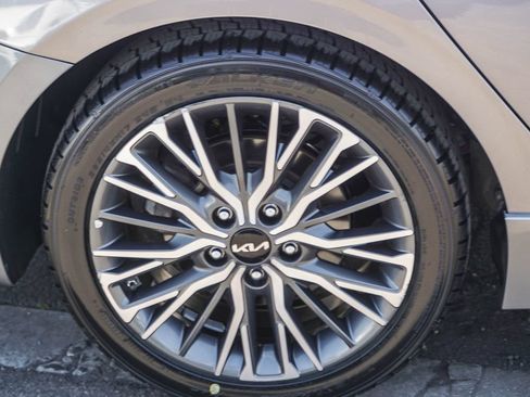 Certified 2023 Kia Forte GT-Line w/ GT-Line Premium Package FWD image 9