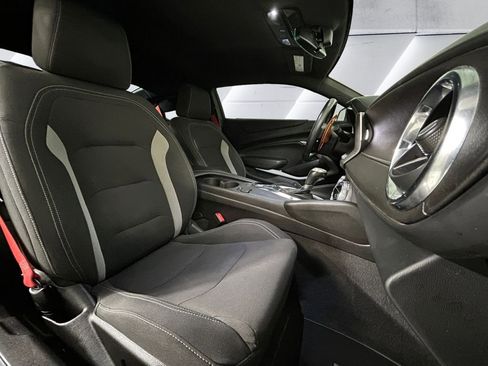 Used 2022 Chevrolet Camaro SS RWD image 14