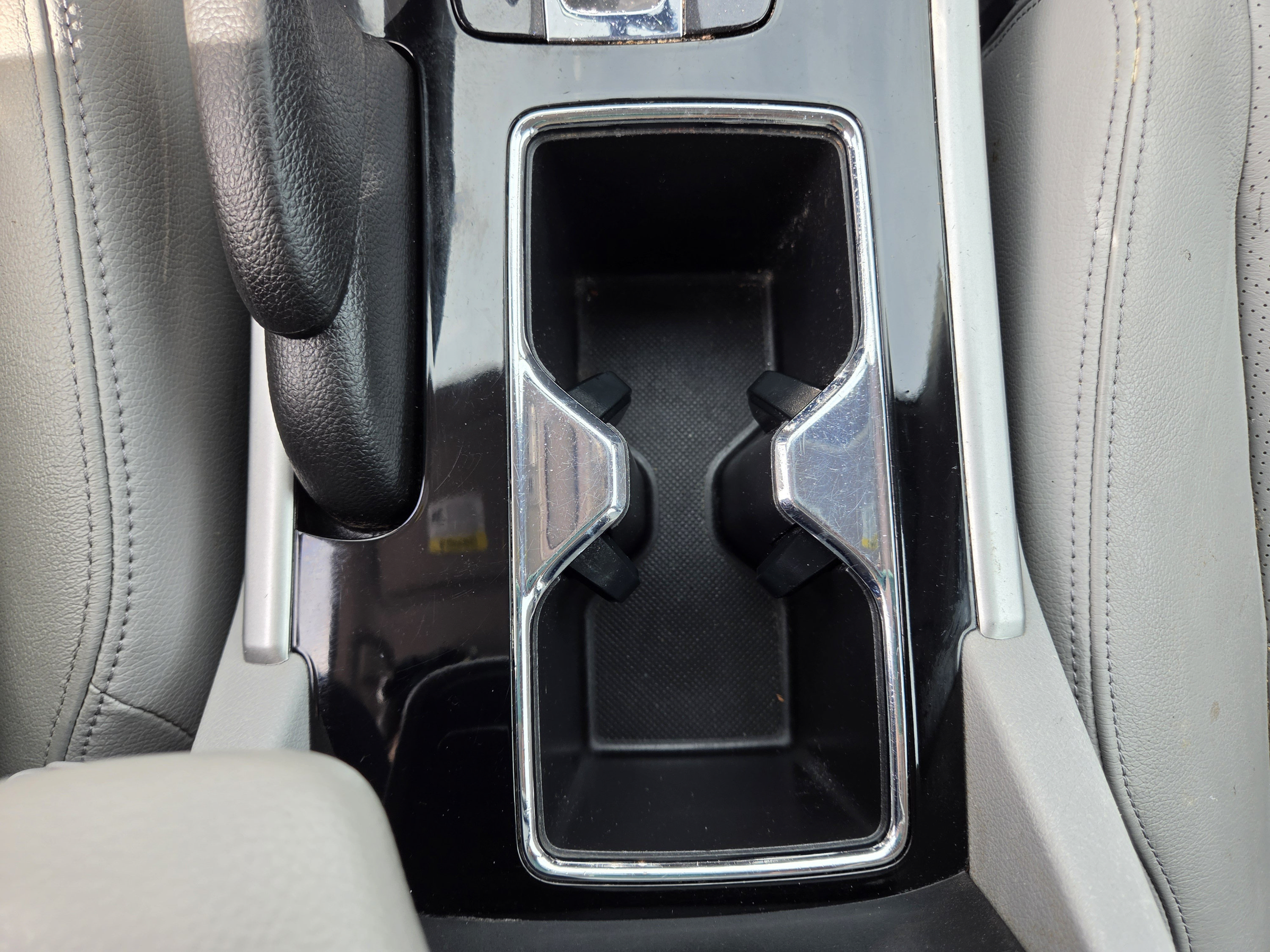 Used 2017 Honda Accord EX-L image 13