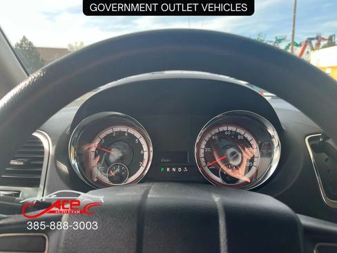 Used 2013 Dodge Grand Caravan SE image 13