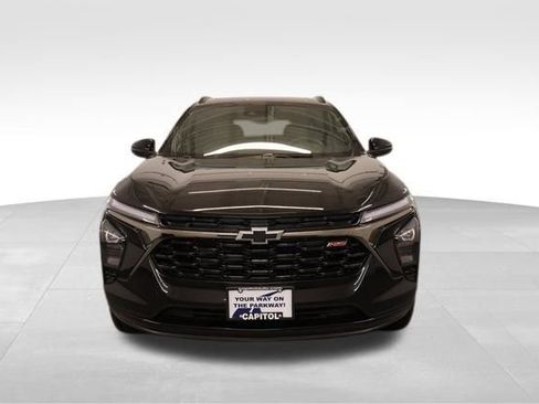 New 2026 Chevrolet Trax RS w/ Sunroof Package image 7