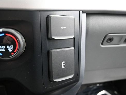 Used 2023 Ford F150 XLT AWD/4WD image 29