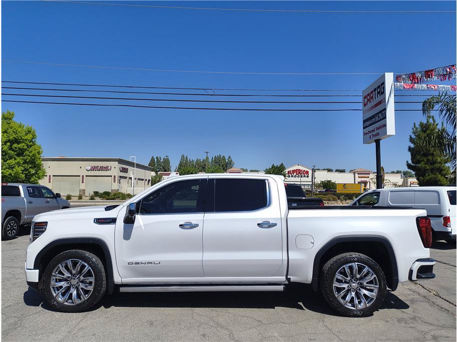 Used 2023 GMC Sierra 1500 Denali w/ Denali Reserve Package AWD/4WD image 16