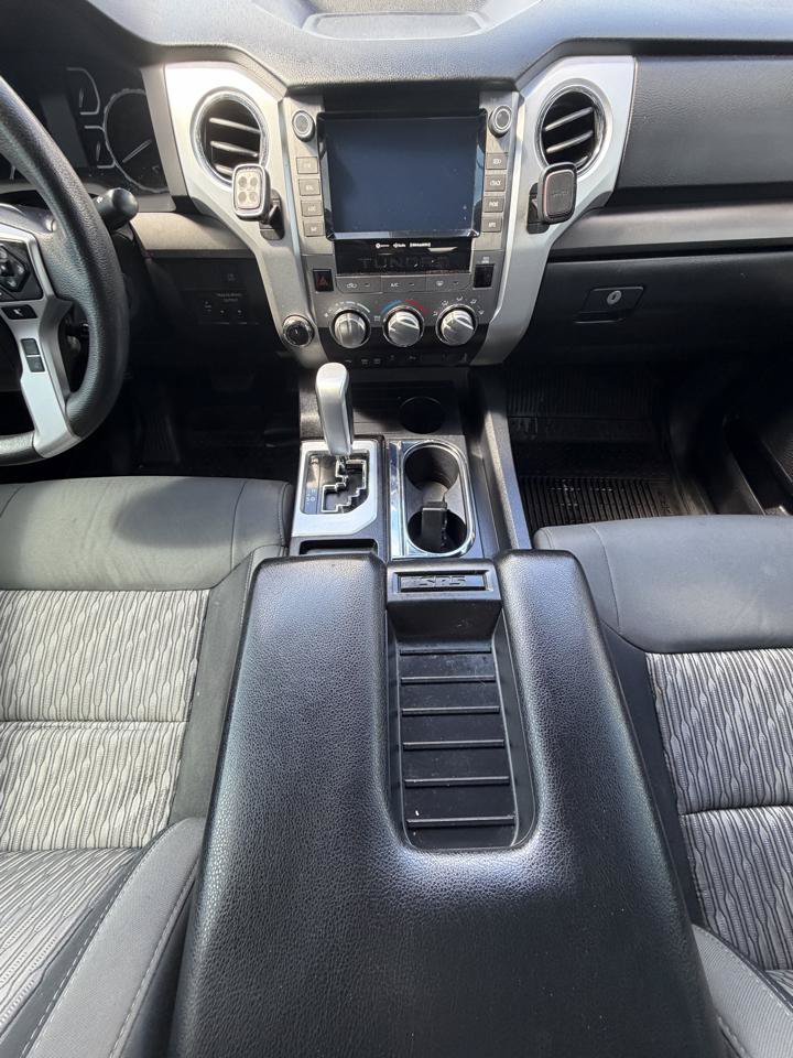 Used 2021 Toyota Tundra SR5 AWD/4WD image 31