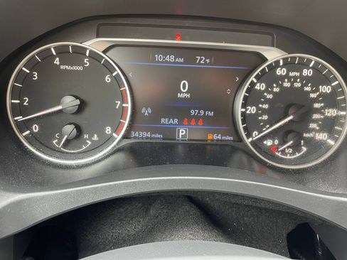 Used 2025 Nissan Altima 2.5 SV FWD image 40