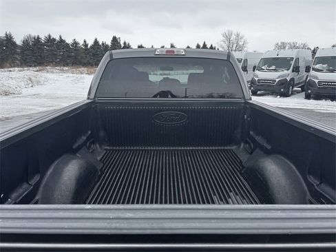 Used 2012 Ford F150 XLT w/ XTR Pkg image 17