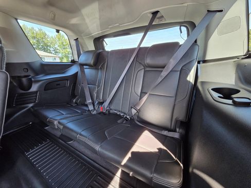 Used 2019 GMC Yukon Denali w/ Denali Ultimate Package AWD/4WD image 31