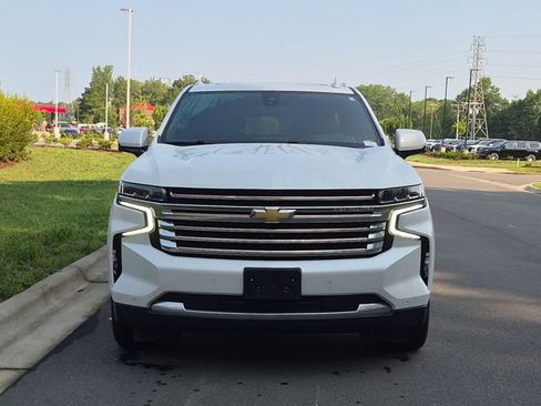 Used 2021 Chevrolet Suburban High Country AWD/4WD image 16