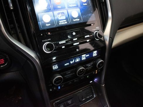 Used 2022 Subaru Ascent Touring w/ Popular Package #2A image 18