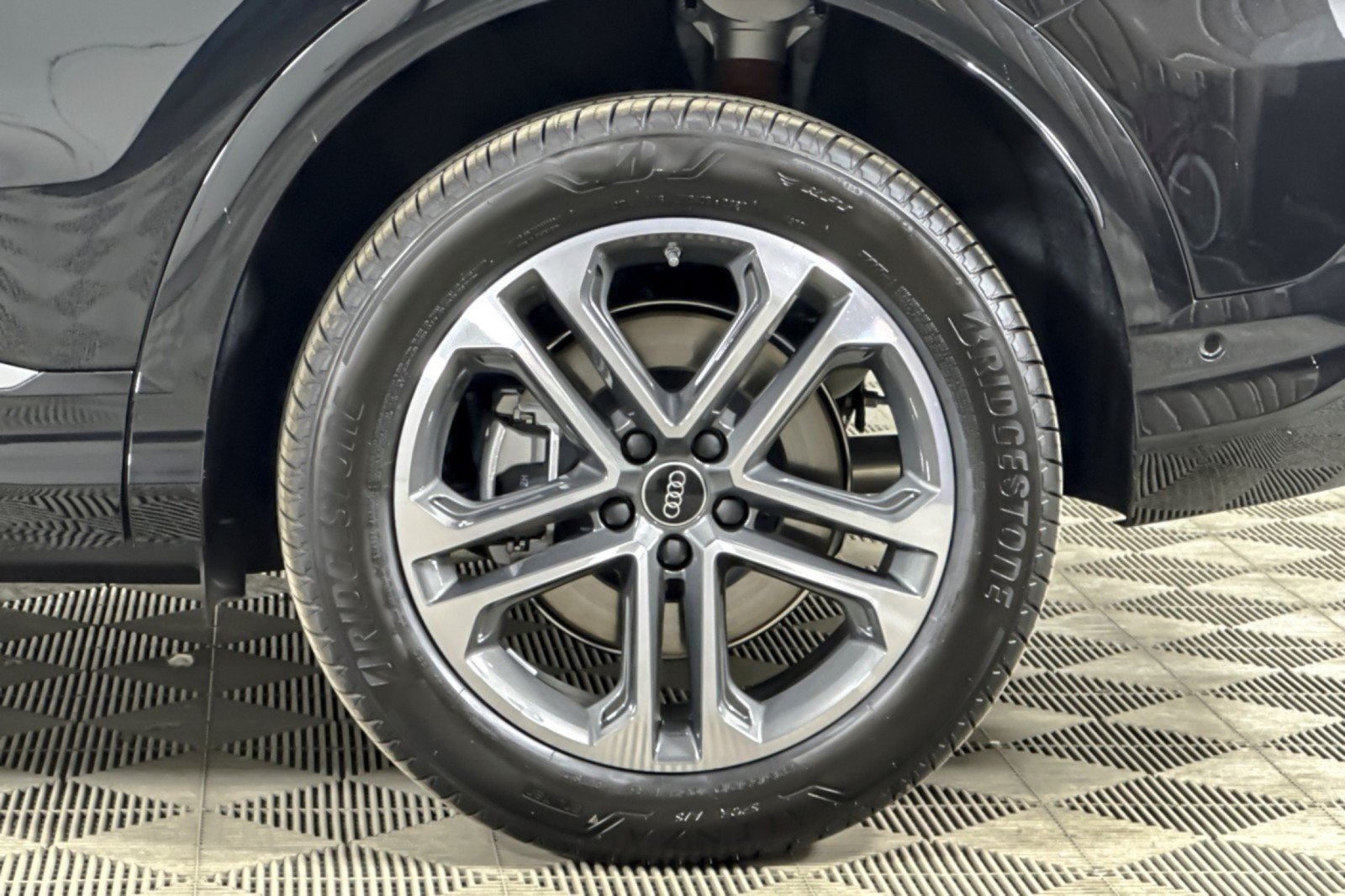 New 2026 Audi Q5 Premium Plus AWD/4WD image 10