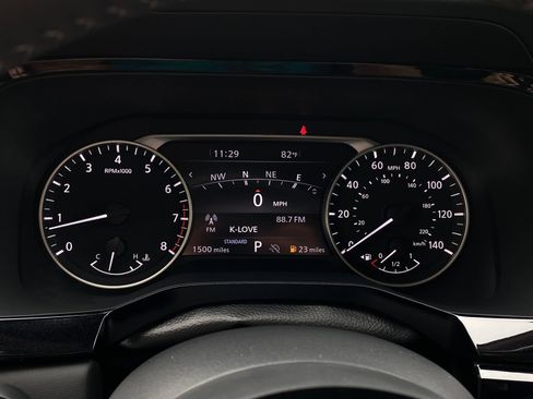 Used 2025 Nissan Pathfinder SL FWD image 22