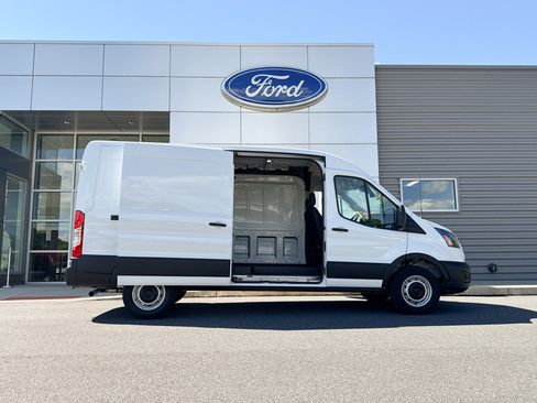 New 2026 Ford Transit 150 148 Medium Roof RWD image 3