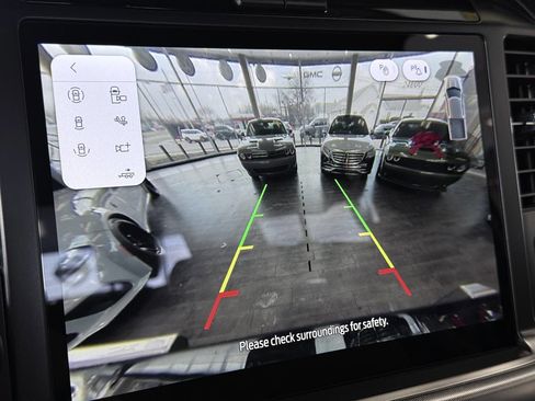 Used 2025 Ford F150 Platinum w/ FX4 Off-Road Package image 66