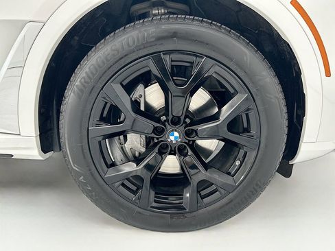 Used 2026 BMW X7 xDrive40i AWD/4WD image 31
