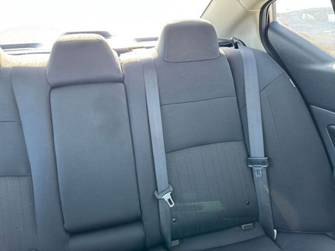 Used 2025 Nissan Altima 2.5 SV FWD image 37