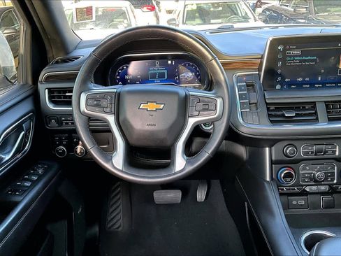 Used 2022 Chevrolet Tahoe LT w/ LT Signature Plus Package image 13