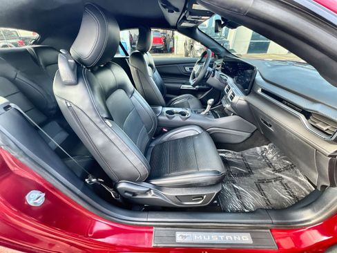 Used 2024 Ford Mustang GT Premium image 27