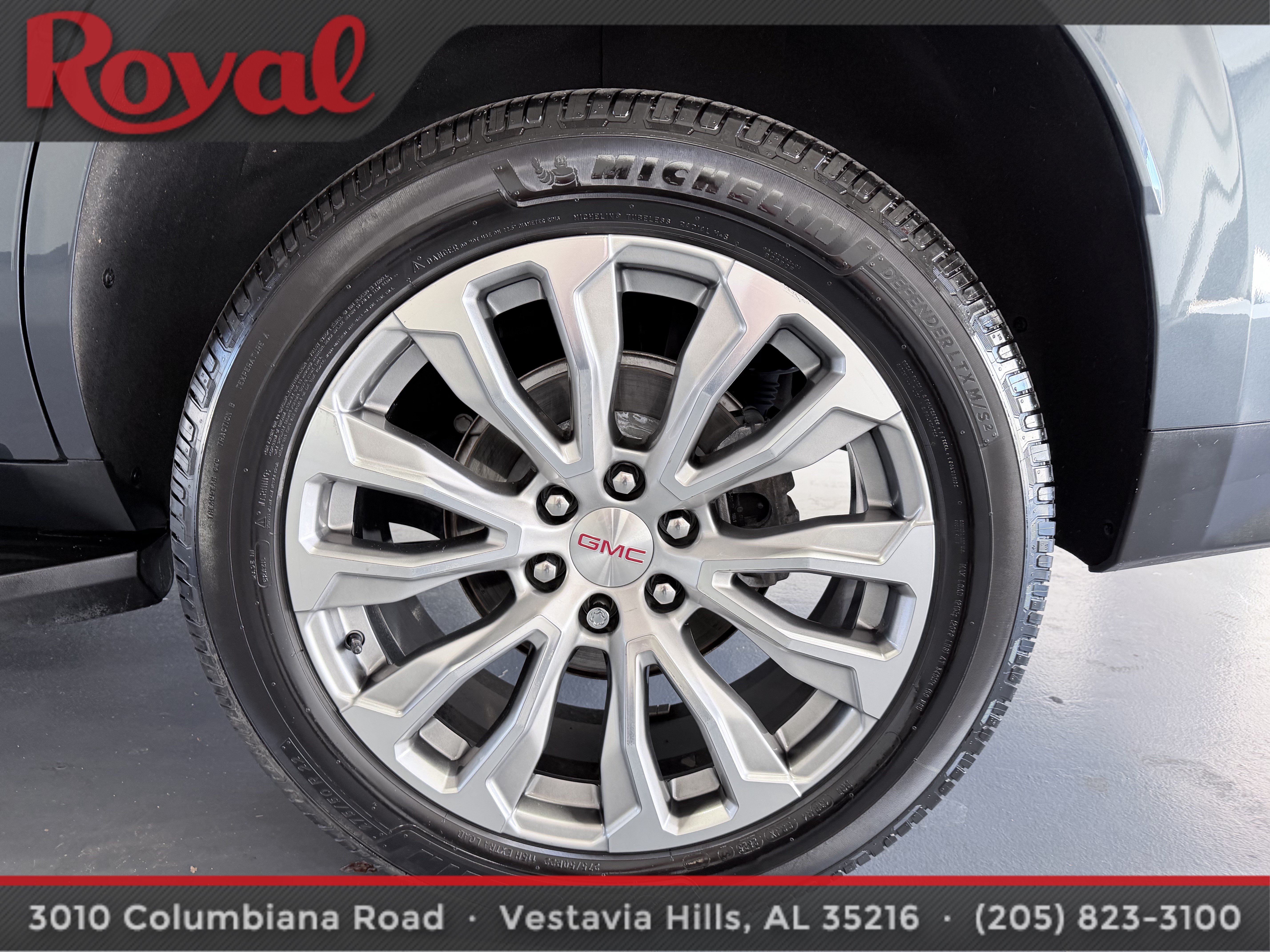Used 2021 GMC Yukon Denali AWD/4WD image 11