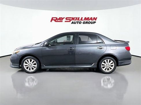 Used 2010 Toyota Corolla S image 4
