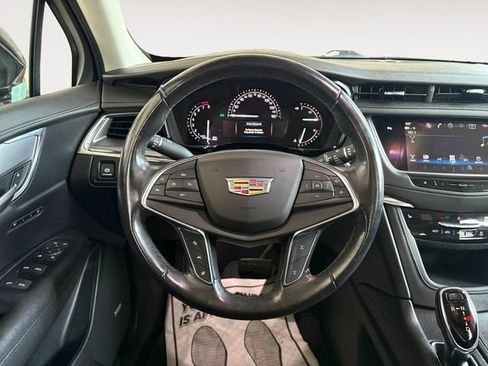 Used 2019 Cadillac XT5 Luxury FWD image 10