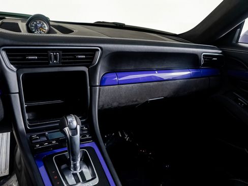 Used 2016 Porsche 911 GT3 RS image 39