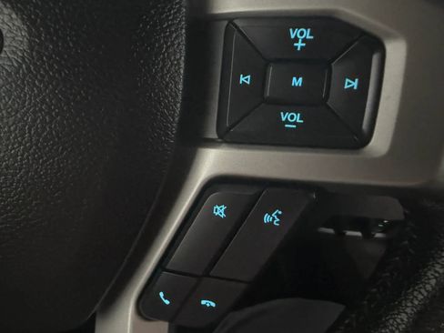 Used 2015 Ford F150 Lariat AWD/4WD image 14