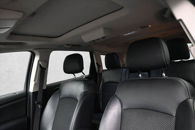 Used 2020 Dodge Journey Crossroad FWD image 10
