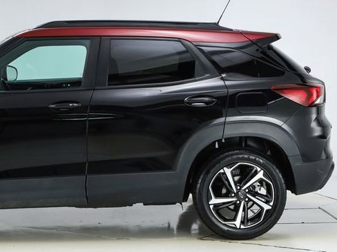 Used 2023 Chevrolet TrailBlazer RS FWD image 5