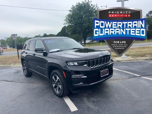 Used 2023 Jeep Grand Cherokee 4WD 4xe image 1