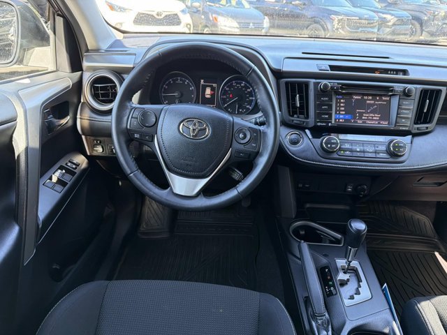 Used 2018 Toyota RAV4 XLE FWD image 21