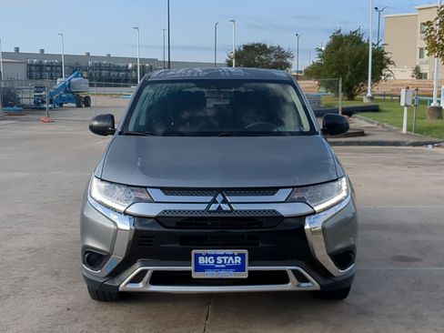 Used 2020 Mitsubishi Outlander ES image 7