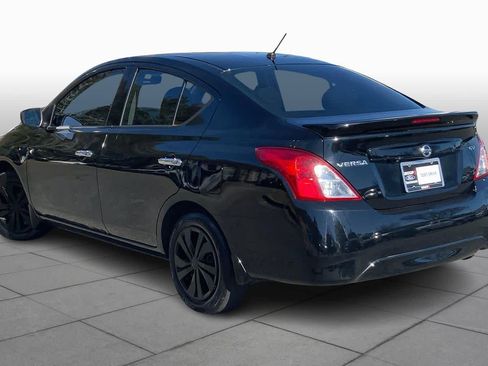 Used 2019 Nissan Versa SV image 11