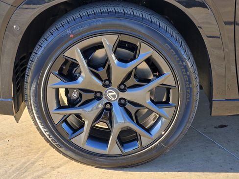 New 2026 Lexus TX 500h AWD image 5