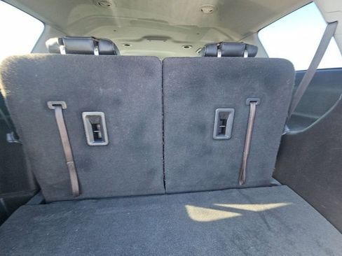 Used 2019 GMC Acadia SLT FWD image 22