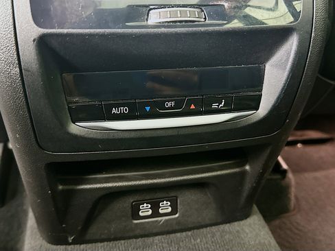 Used 2021 BMW X3 M40i image 28