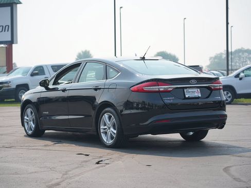Used 2018 Ford Fusion S FWD image 5