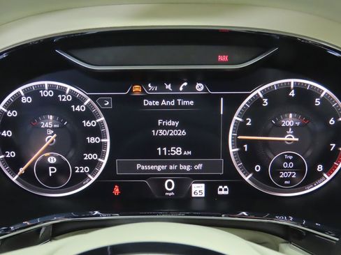 Used 2024 Bentley Continental GT image 40